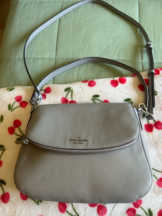 kate spade Handbags - kate spade Pebbled Leather Jackson flap Crossbody in Light Gray